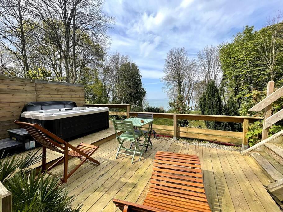 Cottage Vue Mer Cls Deauville Cricquebœuf Dış mekan fotoğraf